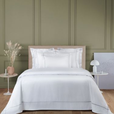 Yves Delorme Athena Silver Cotton Percale 500 TC Duvet Covers